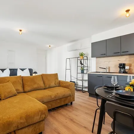 02 - Einzimmerpartment Klimatisiert Apartament Friedrichshafen